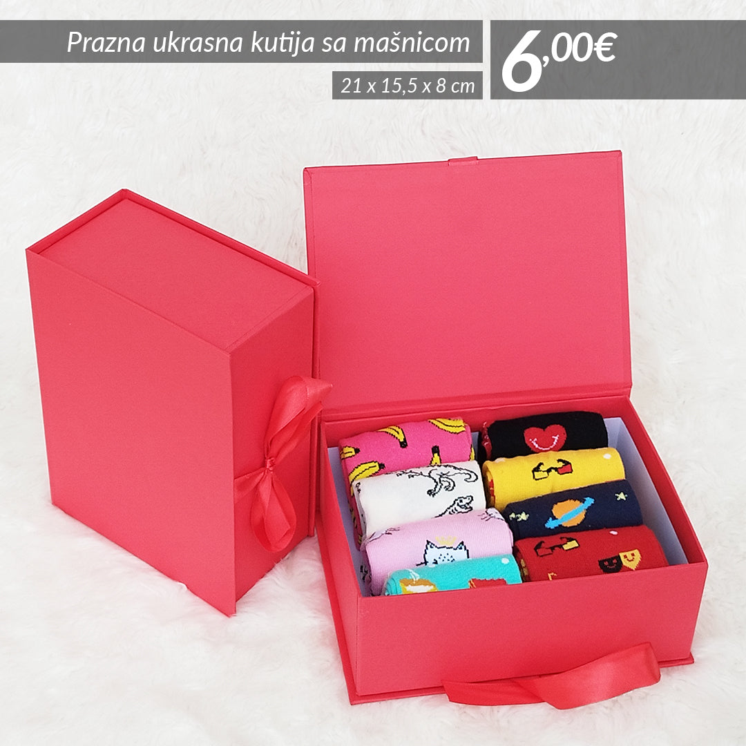 Crvena ukrasna kutija sa mašnicom